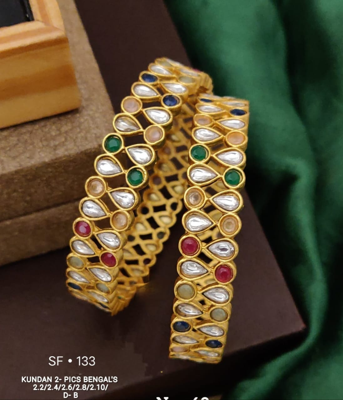 Kundan 2-Pics Bangle